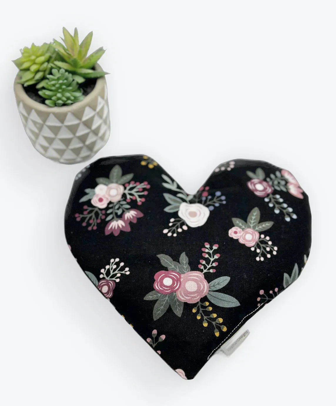 Heart Shape Eye Pillow - NagihanDesigns