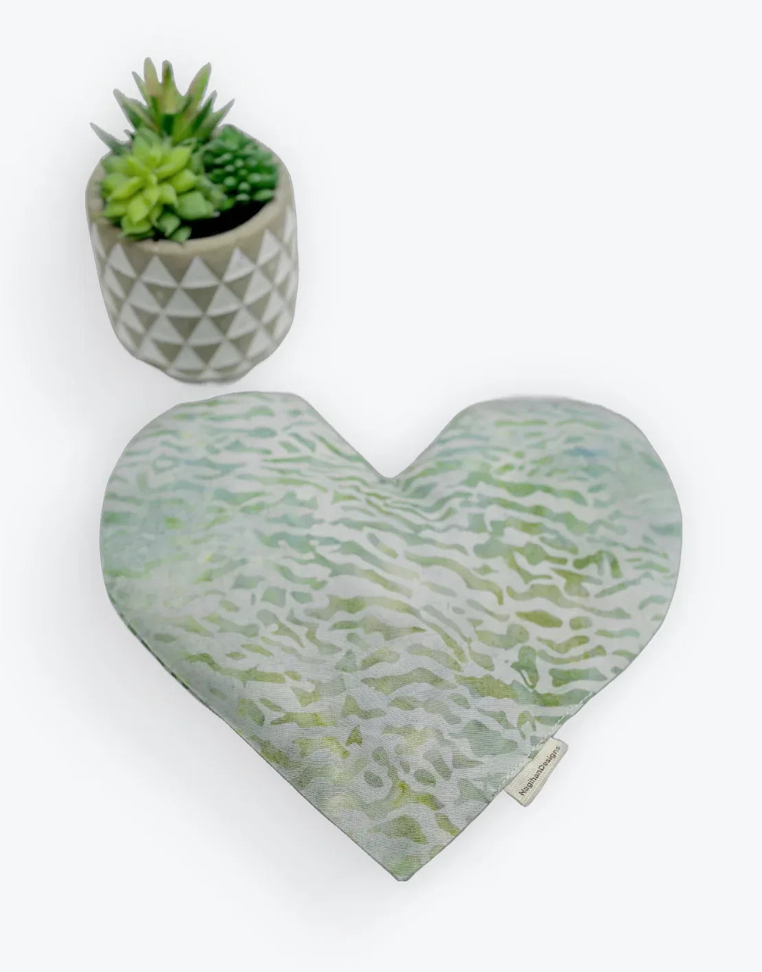 Heart Shape Eye Pillow - NagihanDesigns