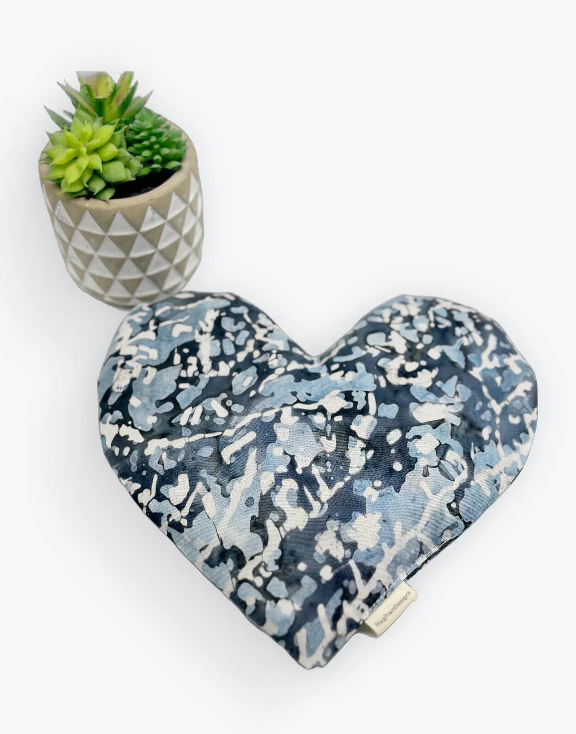 Heart Shape Eye Pillow - NagihanDesigns