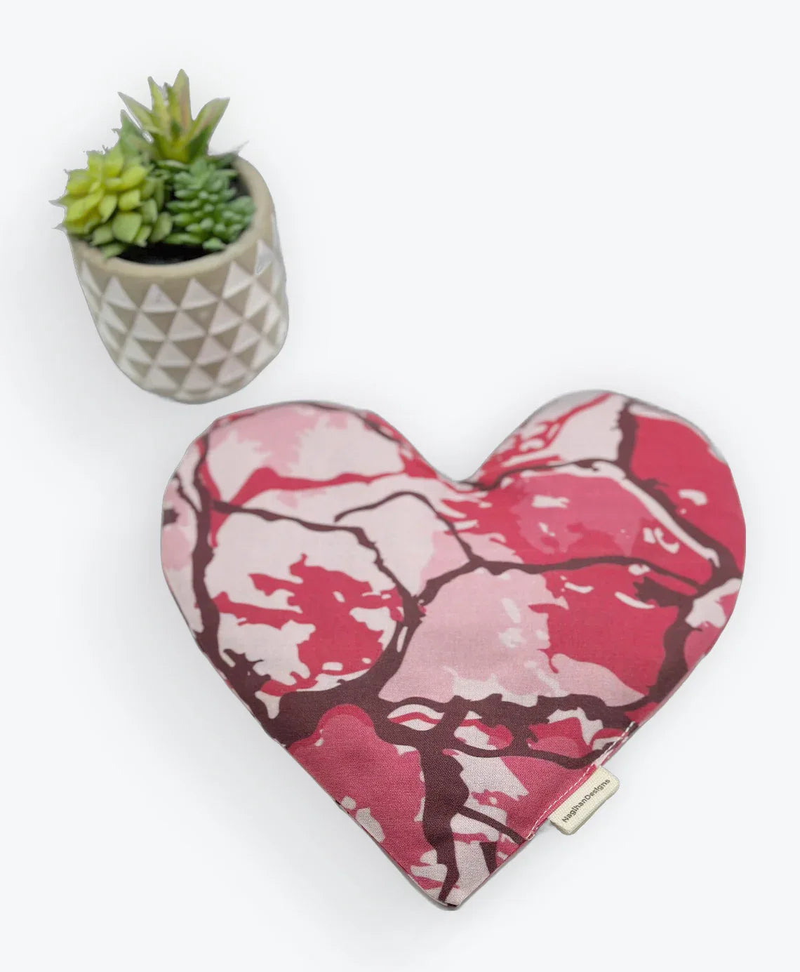 Heart Shape Eye Pillow - NagihanDesigns