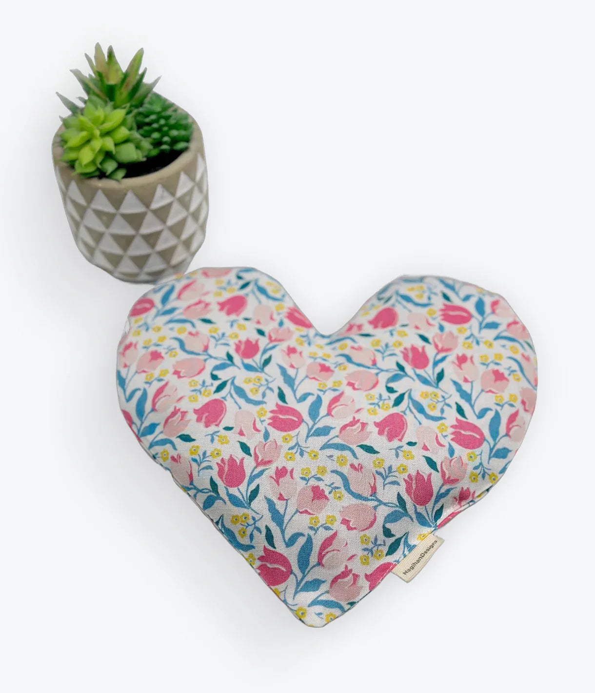 Heart Shape Eye Pillow - NagihanDesigns