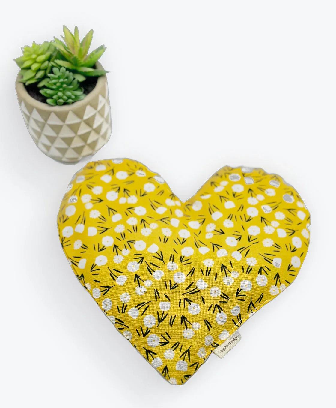 Heart Shape Eye Pillow - NagihanDesigns