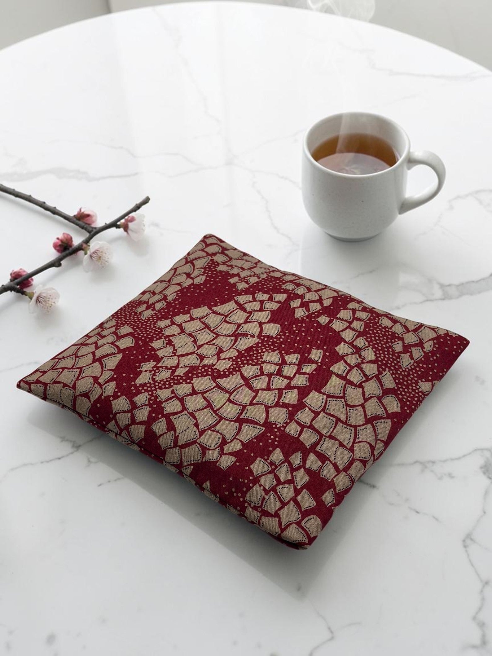 Burgundy geometric scale print 9x9 heating and cooling pad