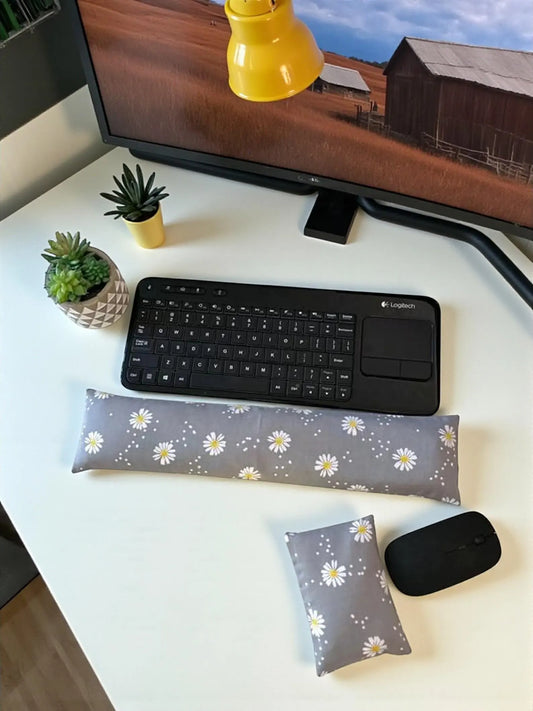 Handmade Wrist Rest Set – White Daisy Floral Cotton Keyboard & Mouse
