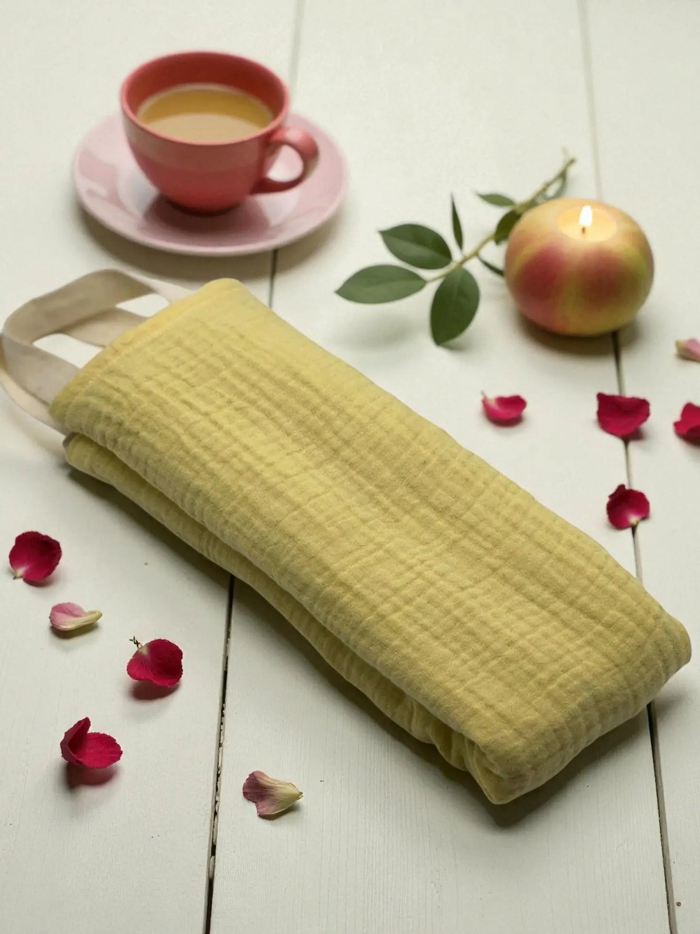 Flaxseed Neck Wrap – Soft Yellow Quilted Cotton