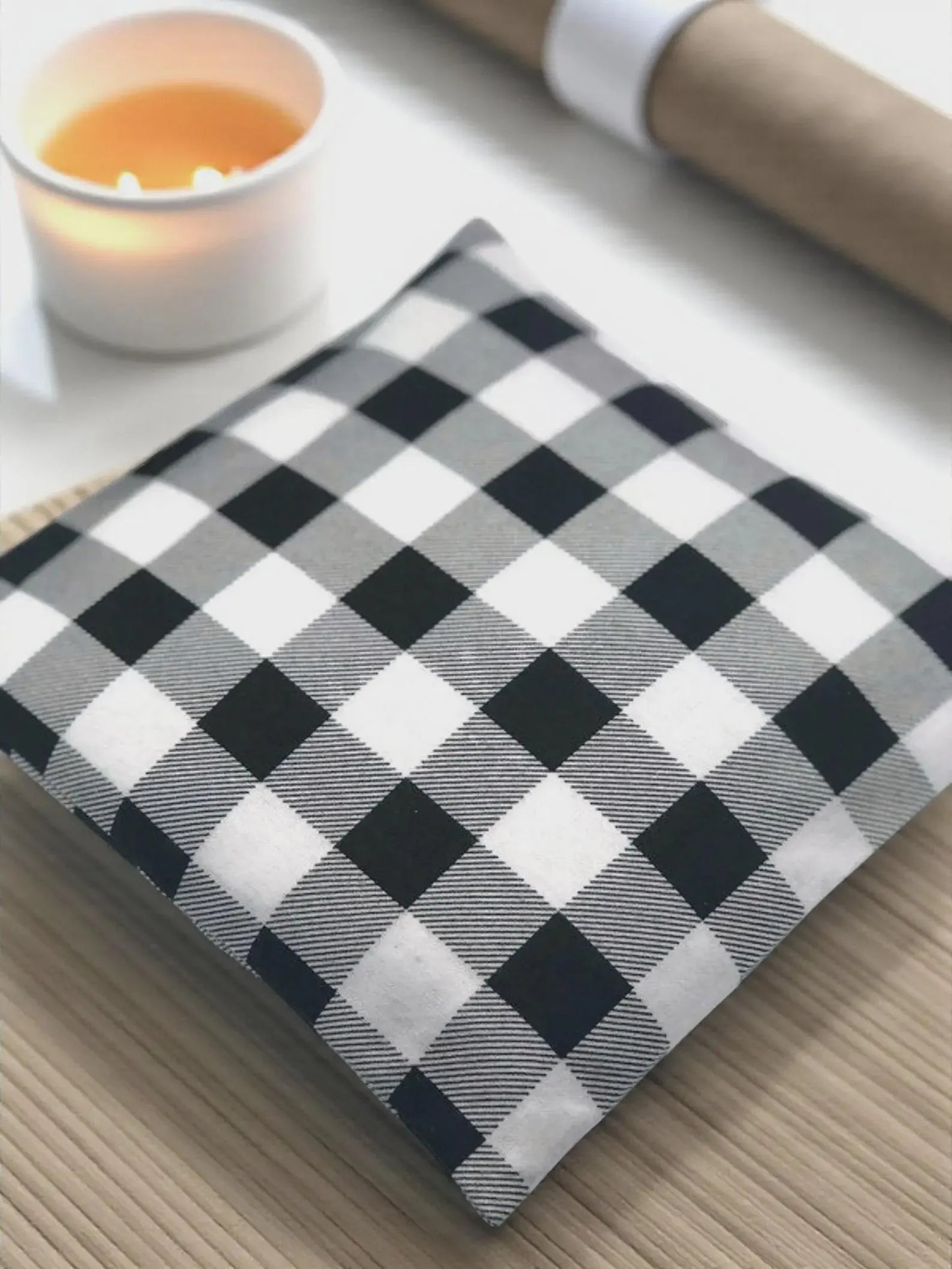Flaxseed Heating & Cooling Pad – Black & White Buffalo Plaid Flannel, 9×9"