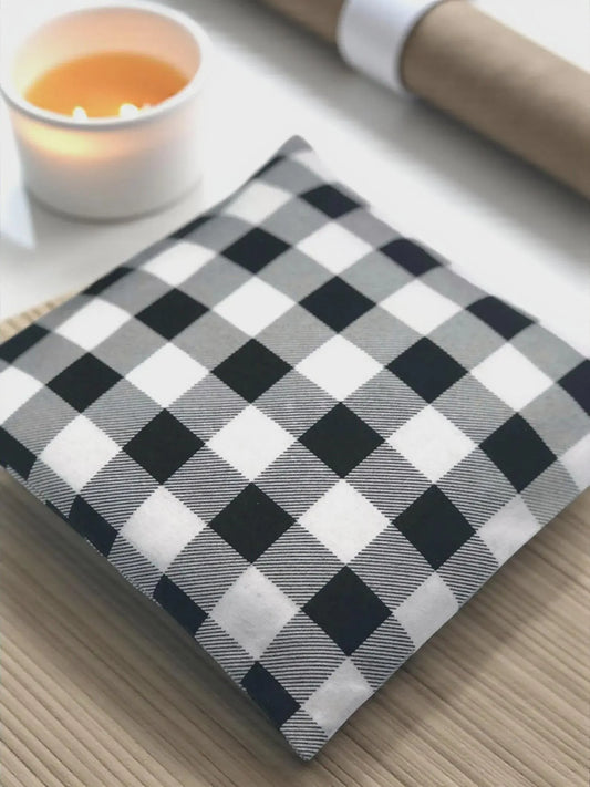 Flaxseed Heating & Cooling Pad – Black & White Buffalo Plaid Flannel, 9×9"