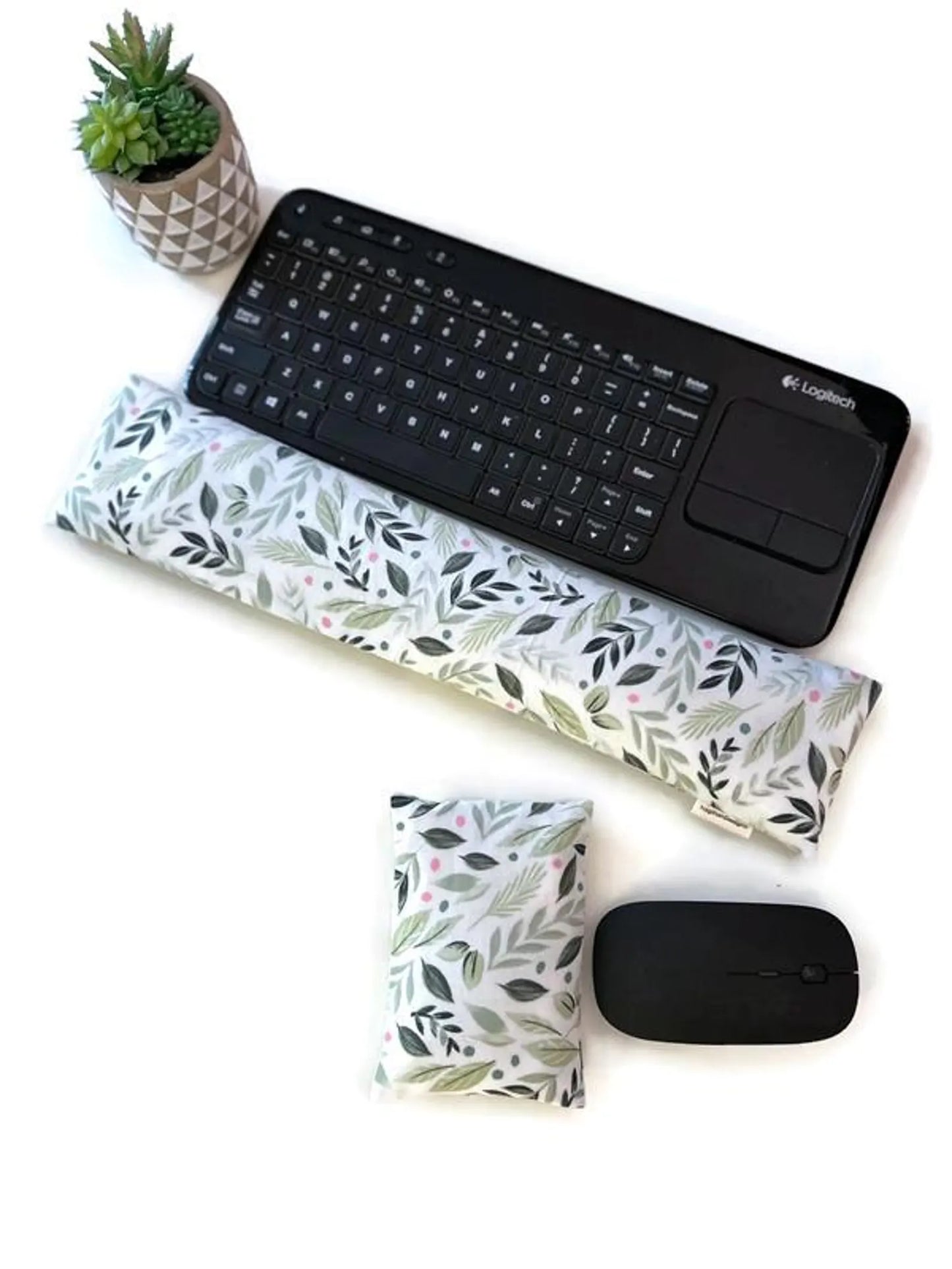 Dark Green Leaf Flaxseed Keyboard & Mouse Wrist Rest Set