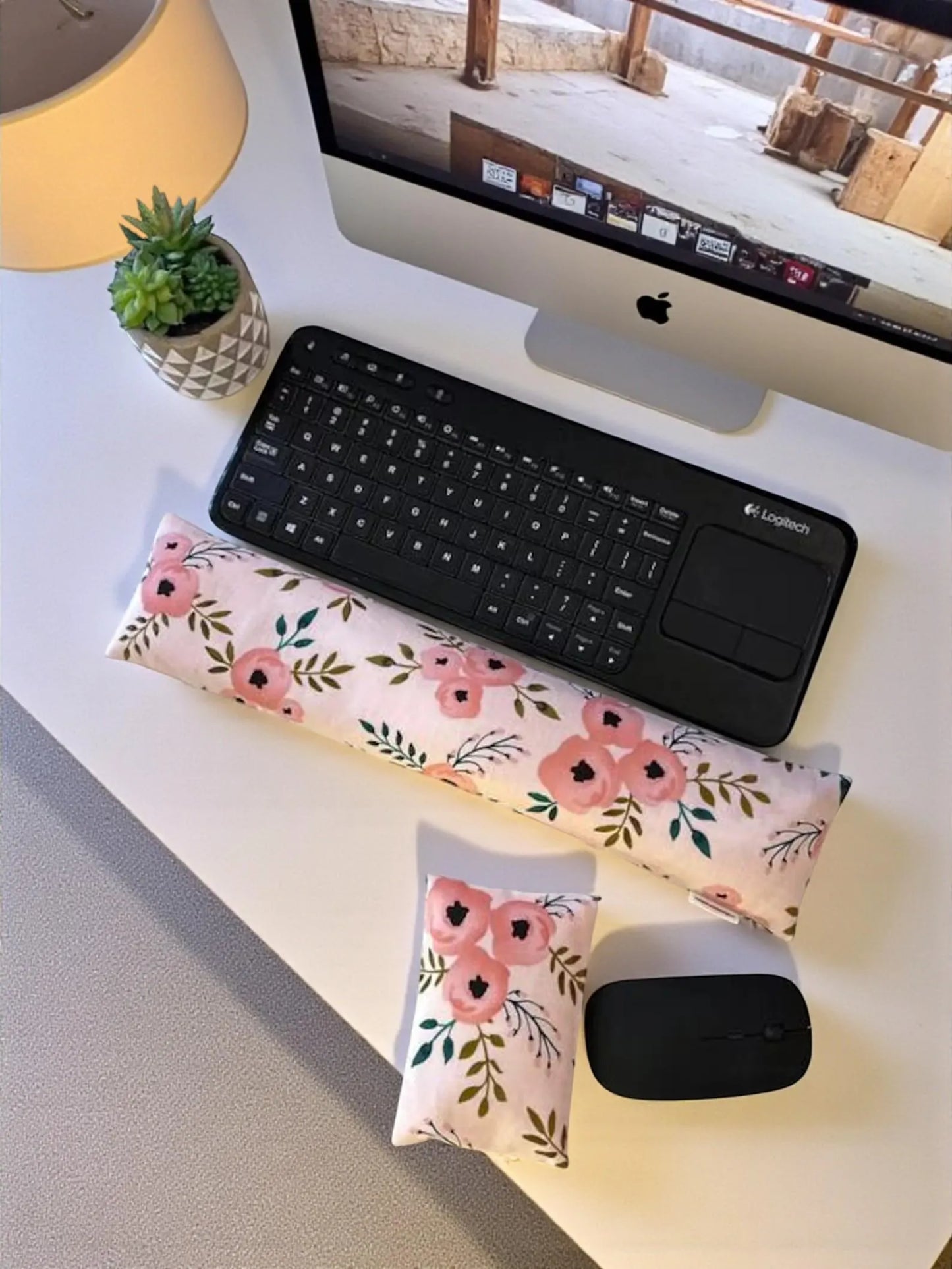 Floral Flaxseed Keyboard & Mouse Wrist Rest Set